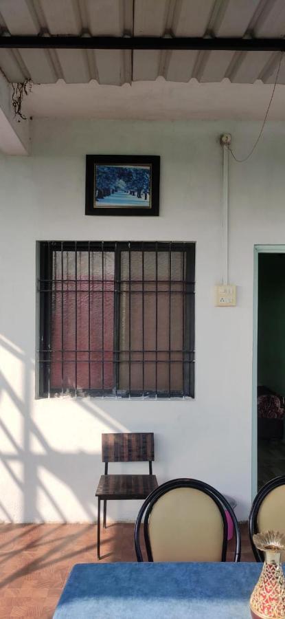 Ellora Guest House ภายนอก รูปภาพ